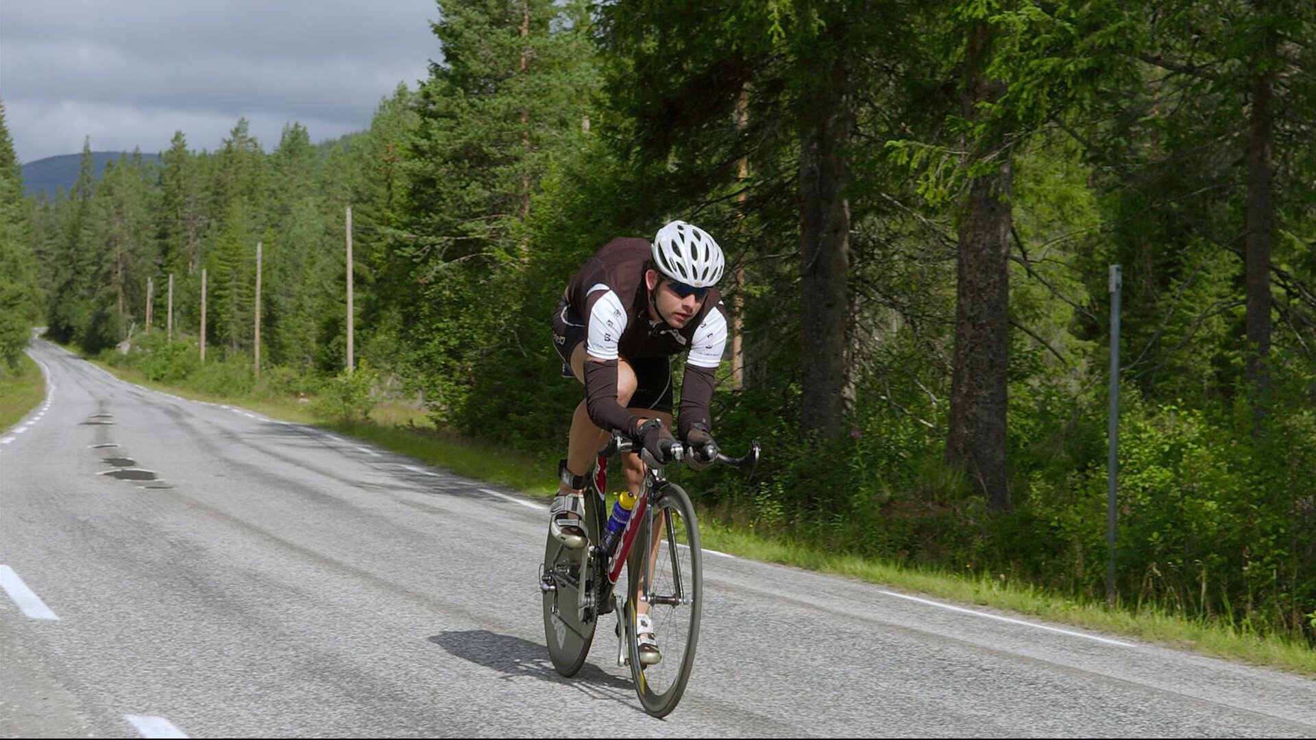 _场馆创新：搭建绿色环保、科技感十足的新比赛场地_，竞赛场馆运行
